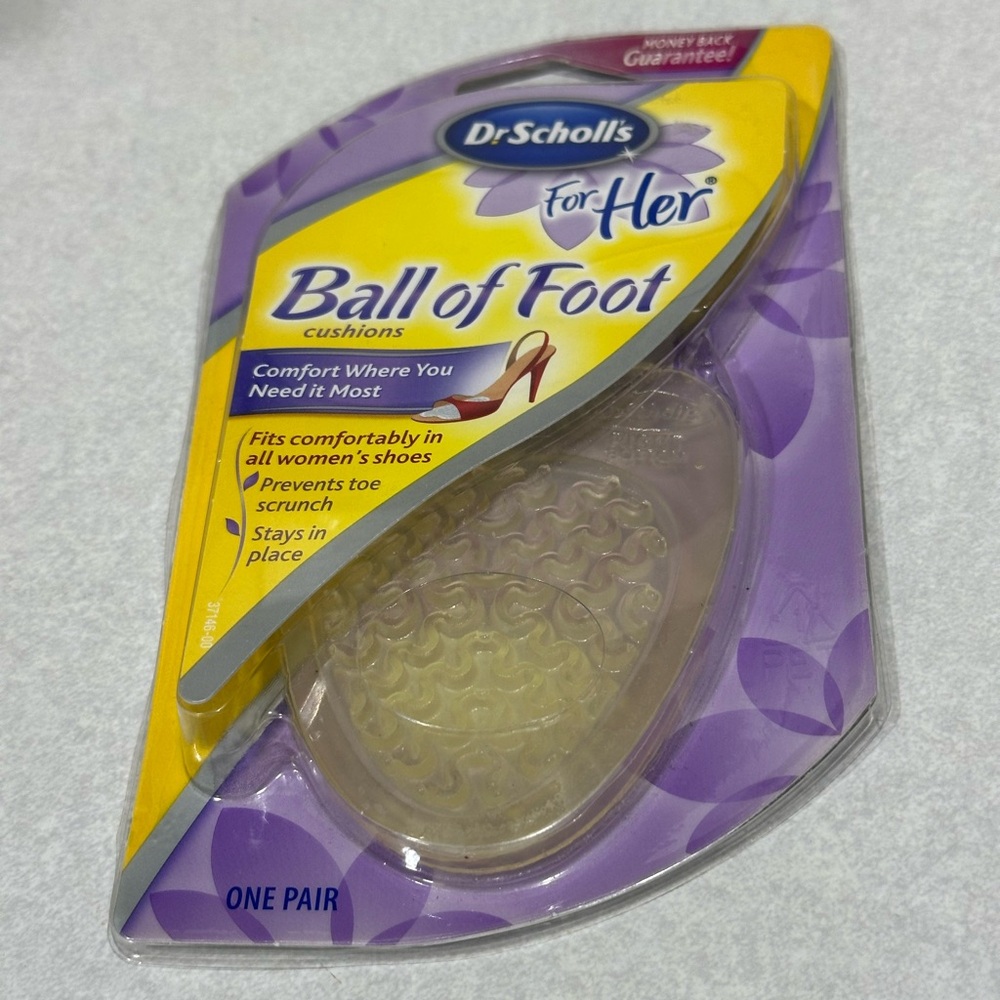 New Dr. Scholls For Her Ball of Foot Cushions 1 Pair Pain Comfort Massaging Gel